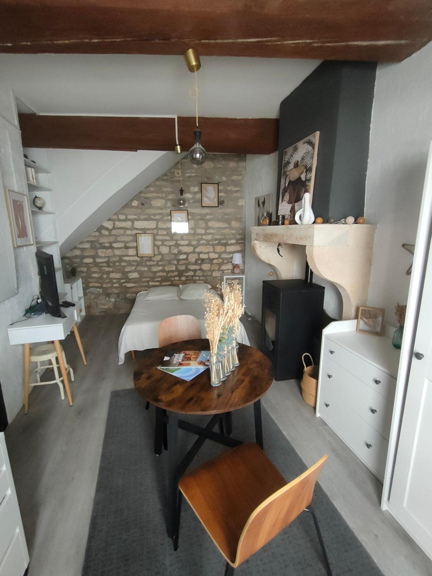 La Chamade En Beaujolais Bed & Breakfast Anse Exterior photo